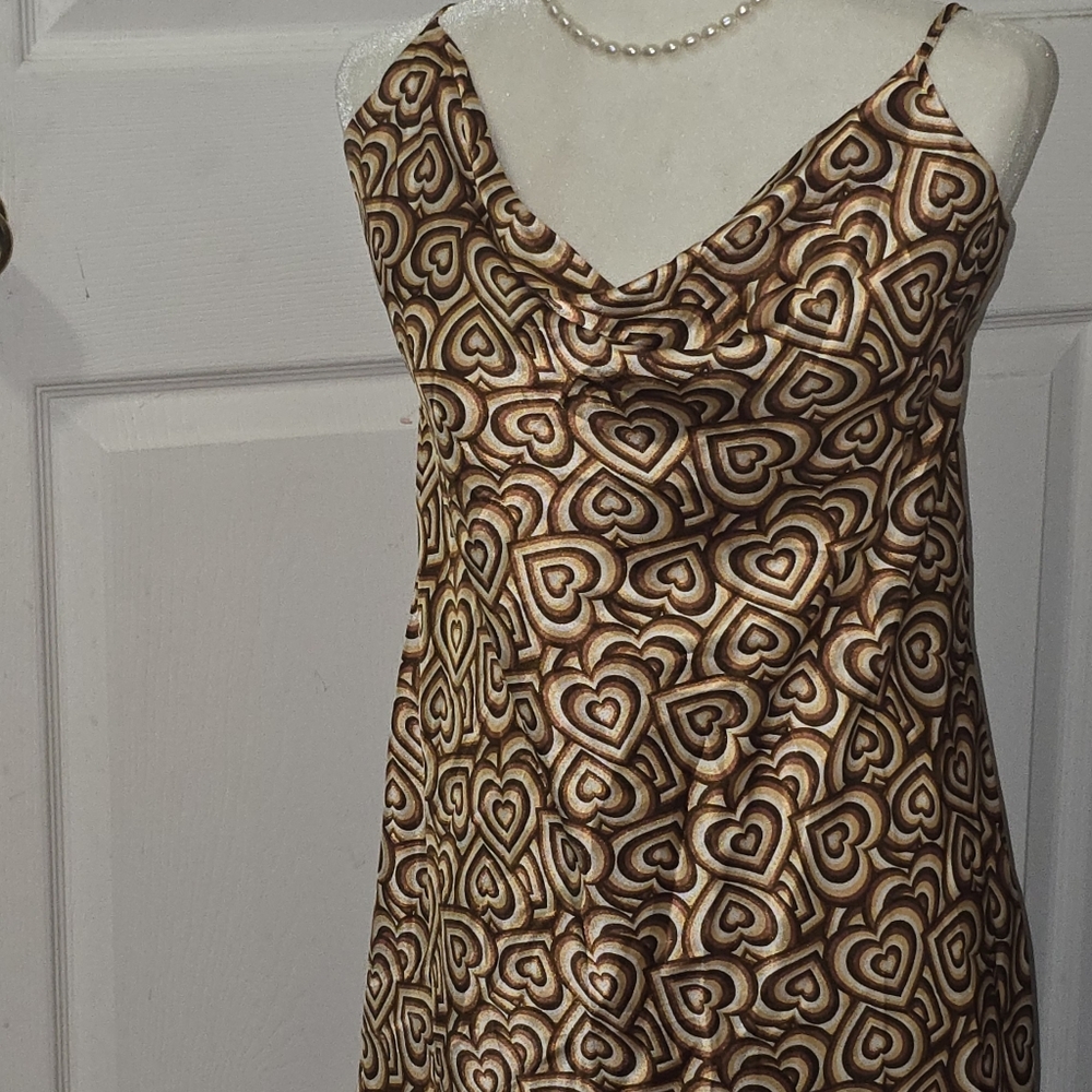 Stylish Brown Heart Pattern Dress